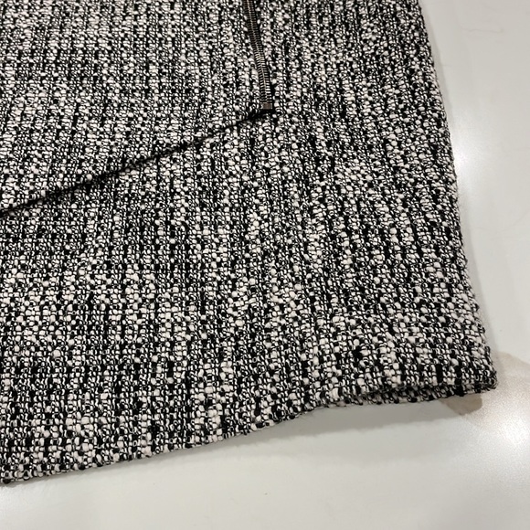 EUC Judith & Charles skirt - Picture 3 of 9